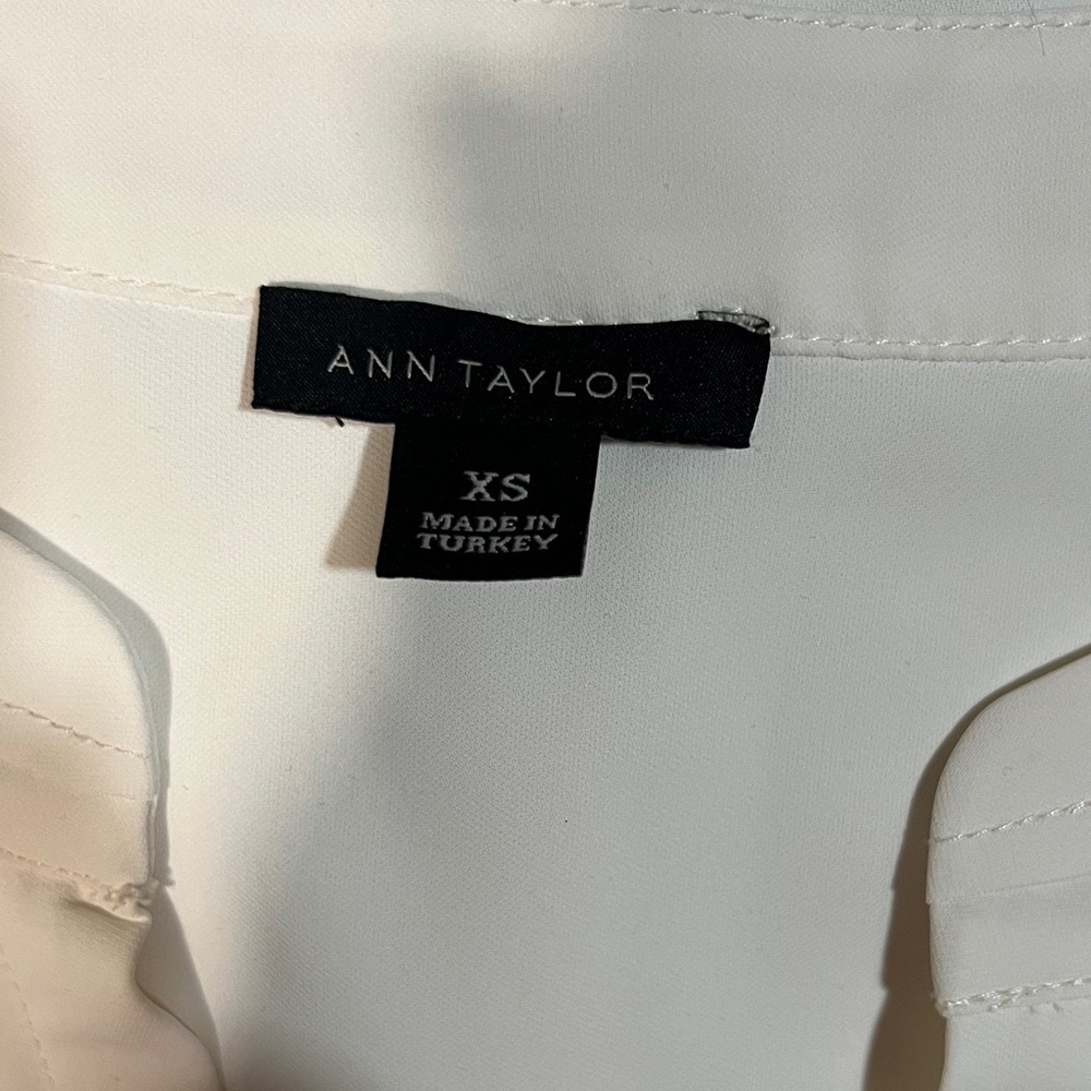 Ann Taylor Ivory Sleeveless Blouse - Picture 6 of 7